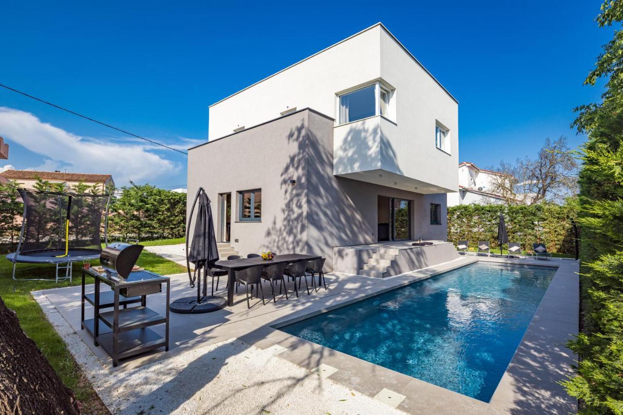 Villa Aida - 4 Bedroom Luxury Villa With Large Private Pool 4K Projector And Jacuzzi Pula Exteriér fotografie